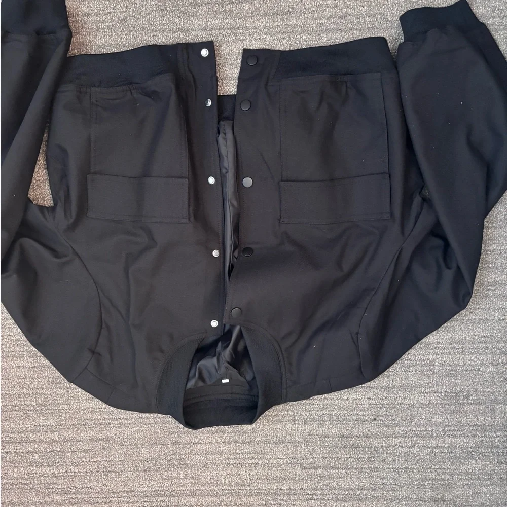 Cropped Utility Jacket & Wide-Leg Set - Black - Picture 3 of 3